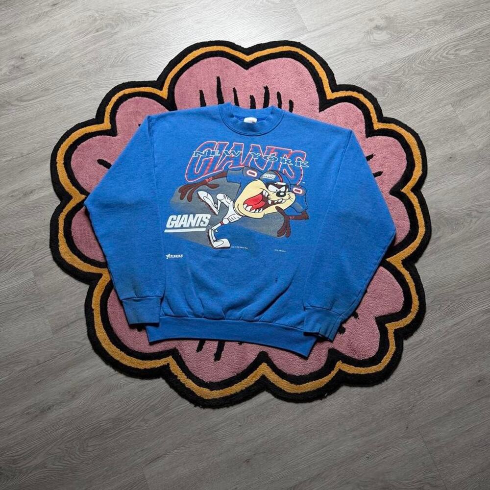 Vintage 90’s Warner Bros New York Giants Taz Graphic Logo Crewneck Sweatshirt